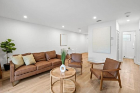 Spacious 2 BR @Sailboat Bend